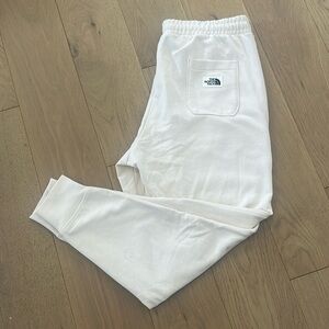 BNWT Women’s The North Face Joggers Size 1X